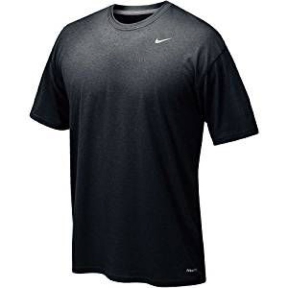 Youth Nike tee black NWT
